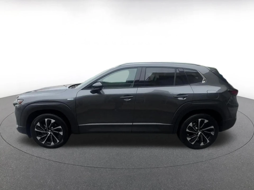 2025 Mazda CX-50 - Image 8 of 31