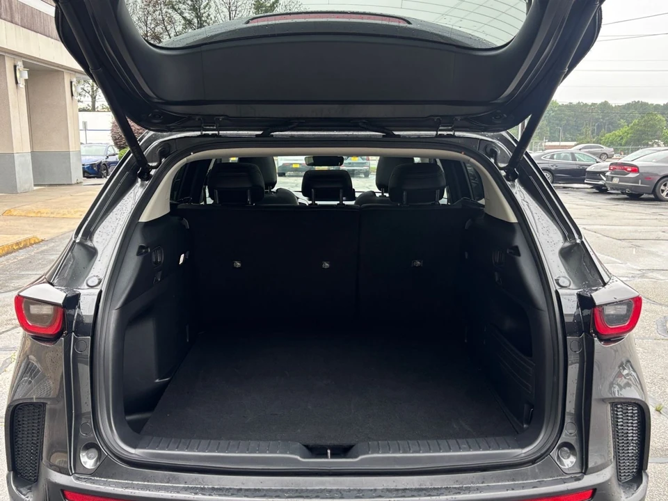 2025 Mazda CX-50 - Image 30 of 31