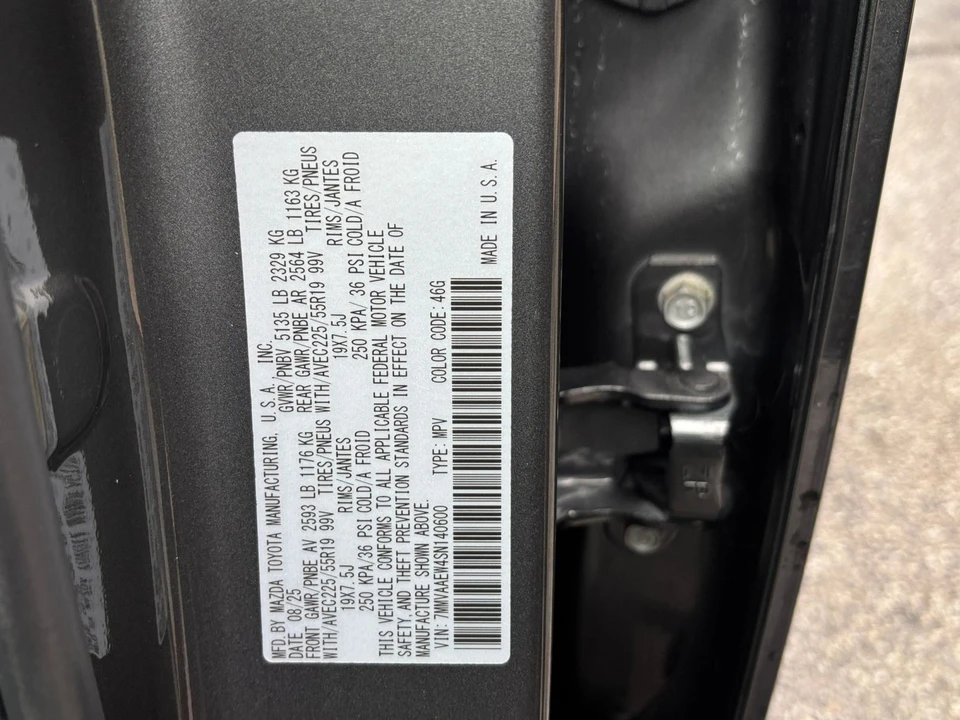 2025 Mazda CX-50 - Image 28 of 31