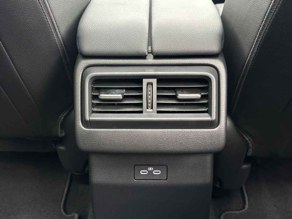 2025 Mazda CX-50 - Image 22 of 31