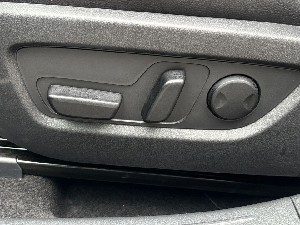 2025 Mazda CX-50 - Image 20 of 31