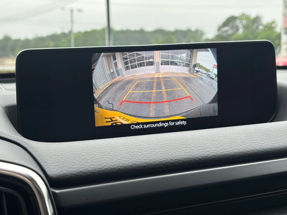 2025 Mazda CX-50 - Image 23 of 31