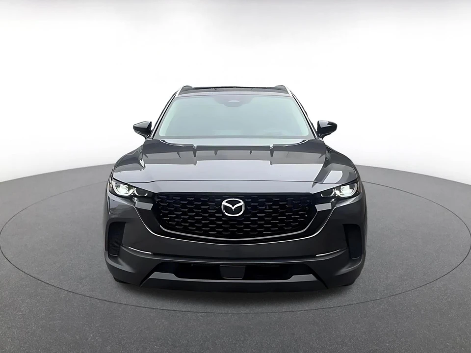 2025 Mazda CX-50 - Image 4 of 31