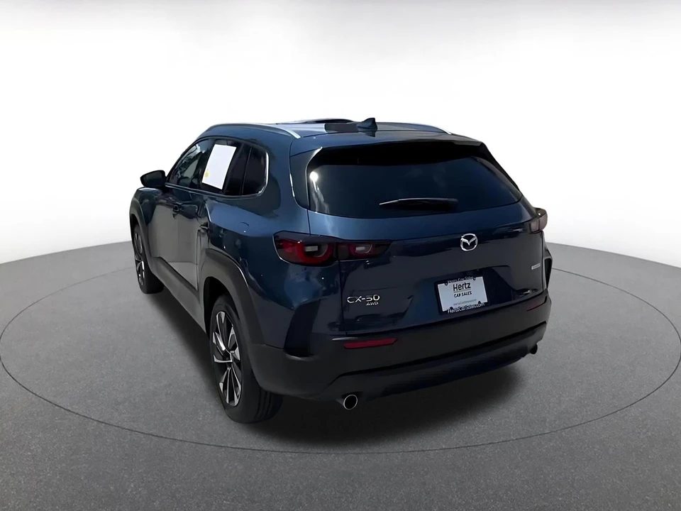 2025 Mazda CX-50 - Image 9 of 31