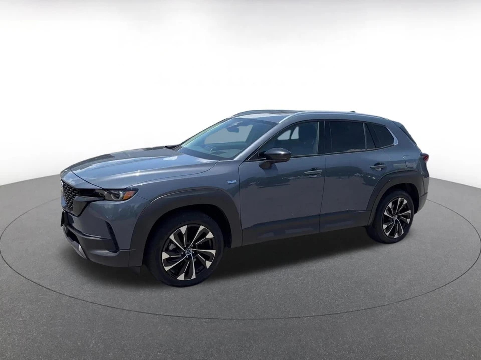 2025 Mazda CX-50 - Image 8 of 31