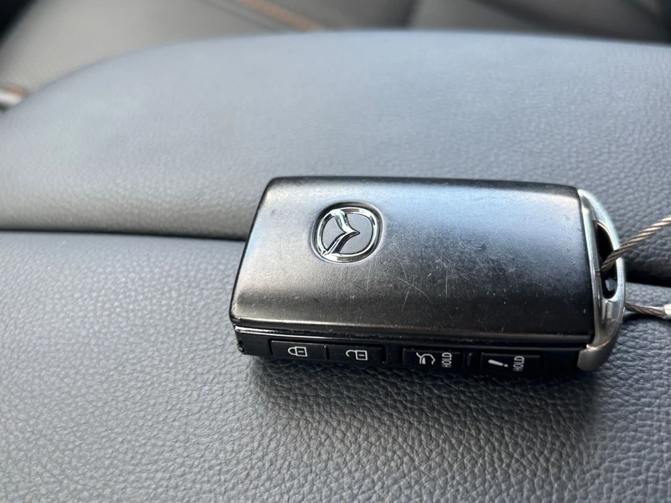 2025 Mazda CX-50 - Image 24 of 31