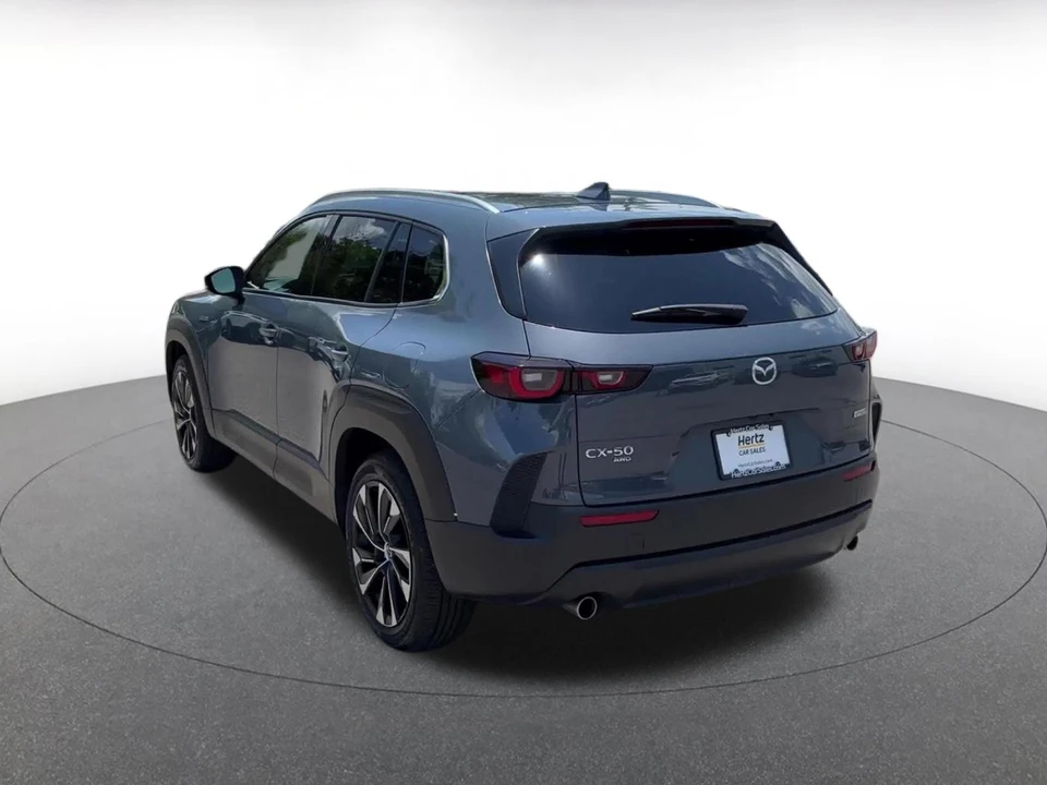 2025 Mazda CX-50 - Image 12 of 31