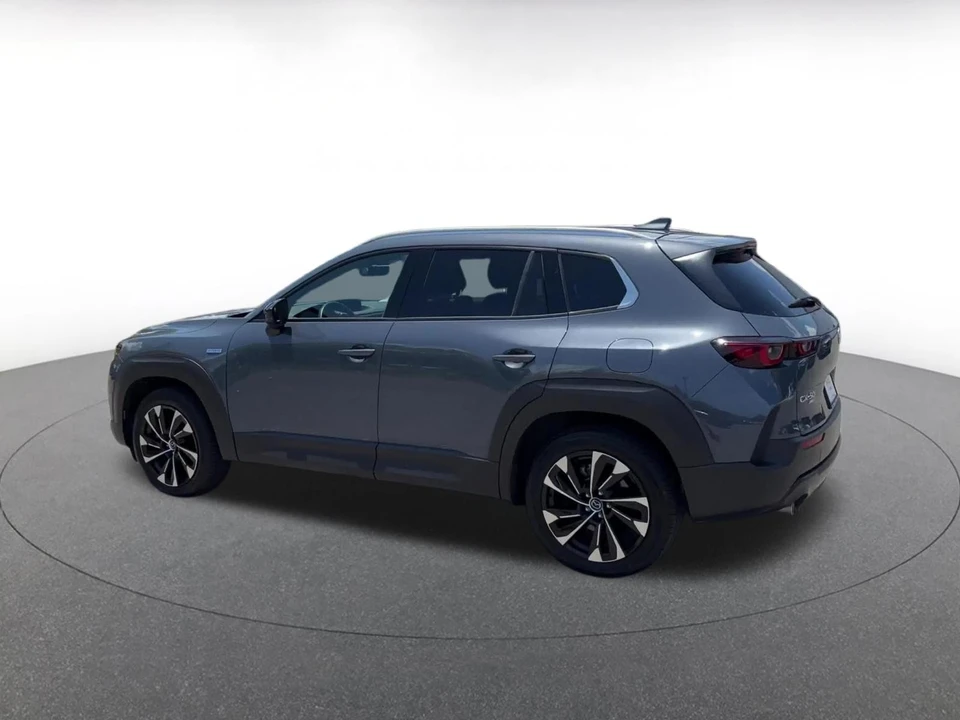 2025 Mazda CX-50 - Image 11 of 31