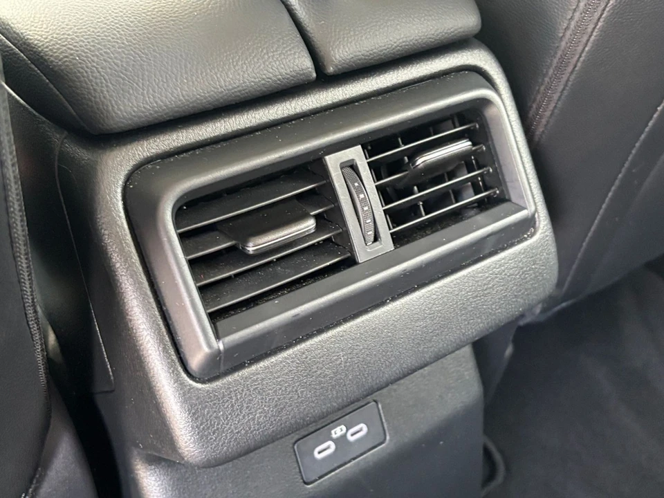 2025 Mazda CX-50 - Image 27 of 31