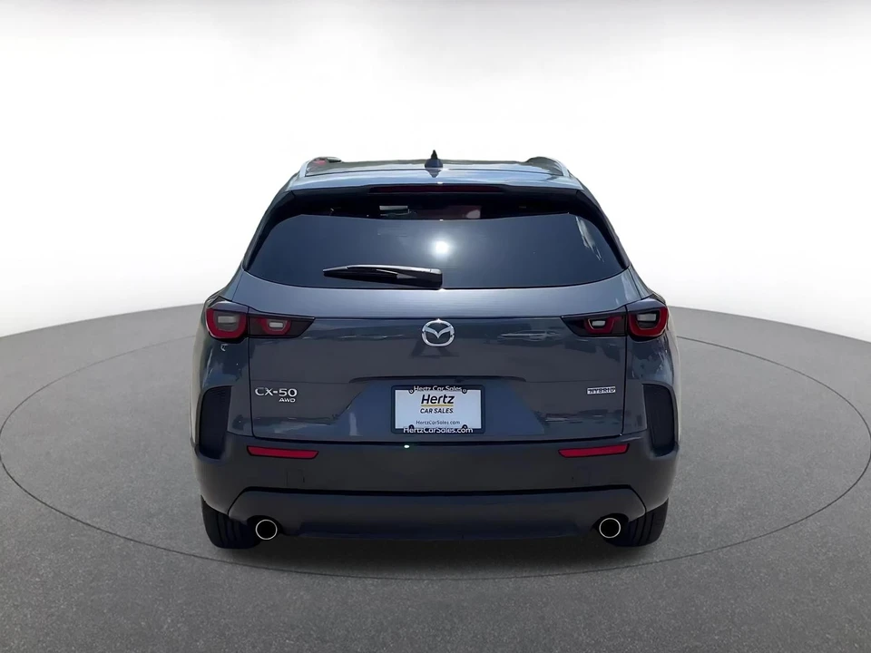 2025 Mazda CX-50 - Image 13 of 31