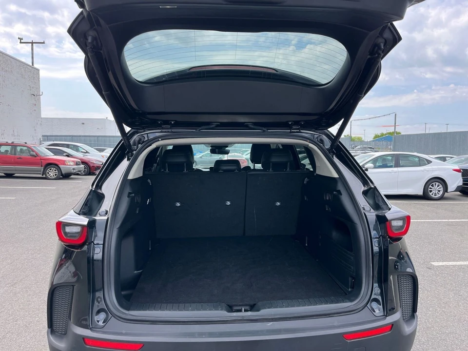 2025 Mazda CX-50 - Image 28 of 31