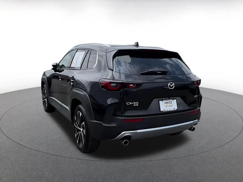 2025 Mazda CX-50 - Image 9 of 31