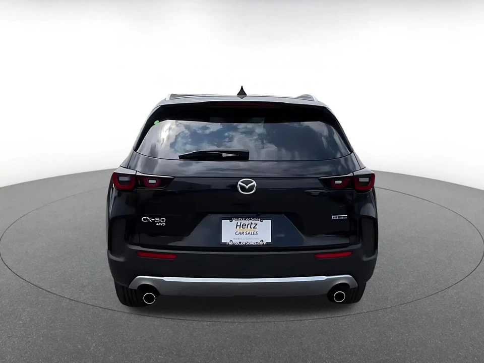 2025 Mazda CX-50 - Image 14 of 31