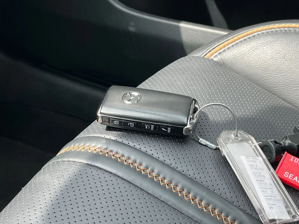 2025 Mazda CX-50 - Image 23 of 31