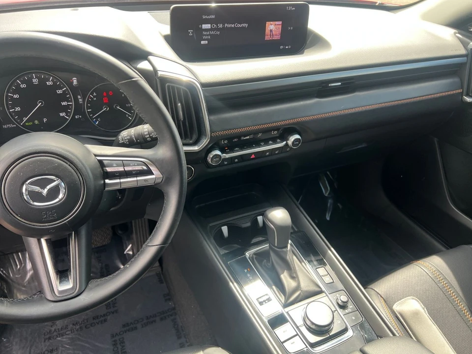 2025 Mazda CX-50 - Image 16 of 31