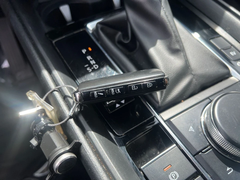 2025 Mazda CX-50 - Image 20 of 31