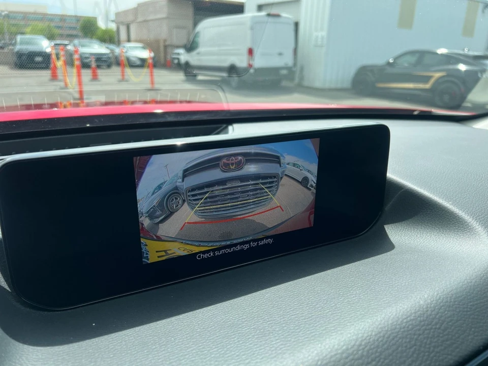 2025 Mazda CX-50 - Image 23 of 31