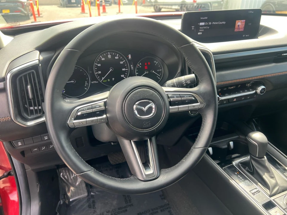 2025 Mazda CX-50 - Image 26 of 31