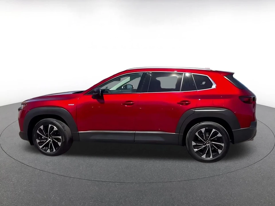 2025 Mazda CX-50 - Image 7 of 31