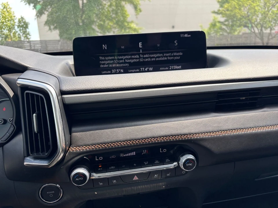 2025 Mazda CX-50 - Image 19 of 31