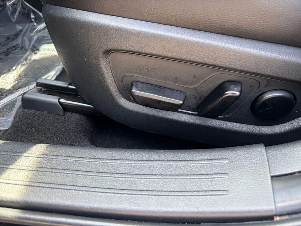 2025 Mazda CX-50 - Image 25 of 31