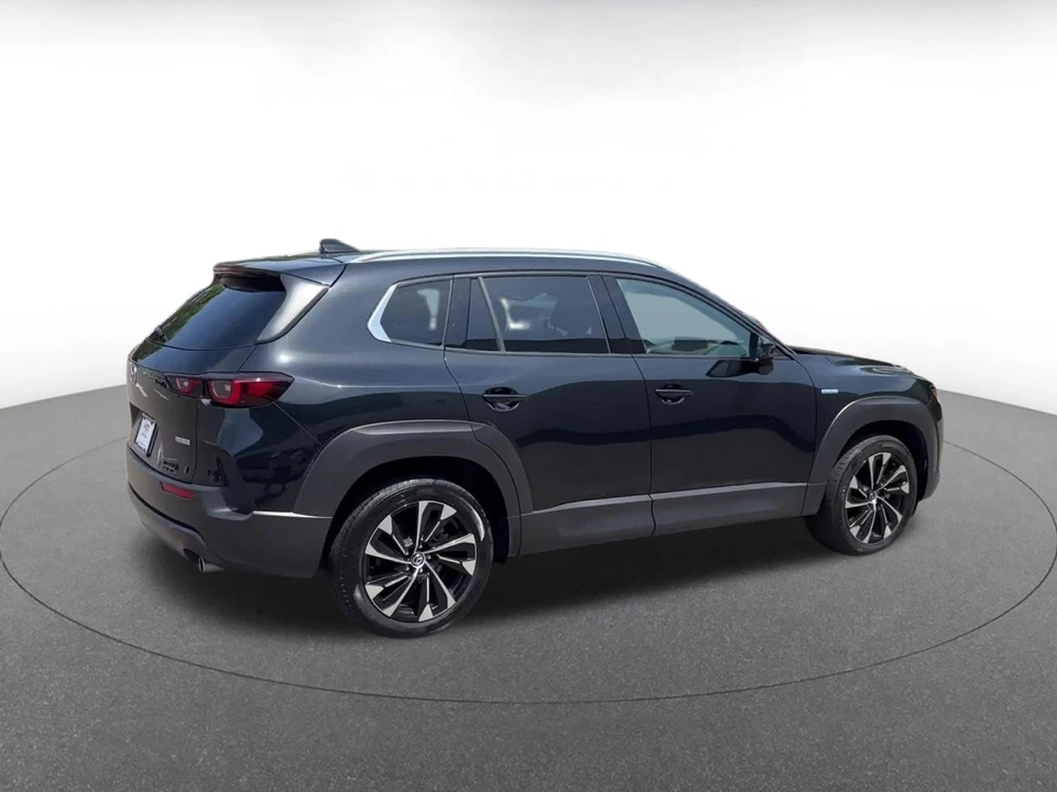 2025 Mazda CX-50 - Image 17 of 31