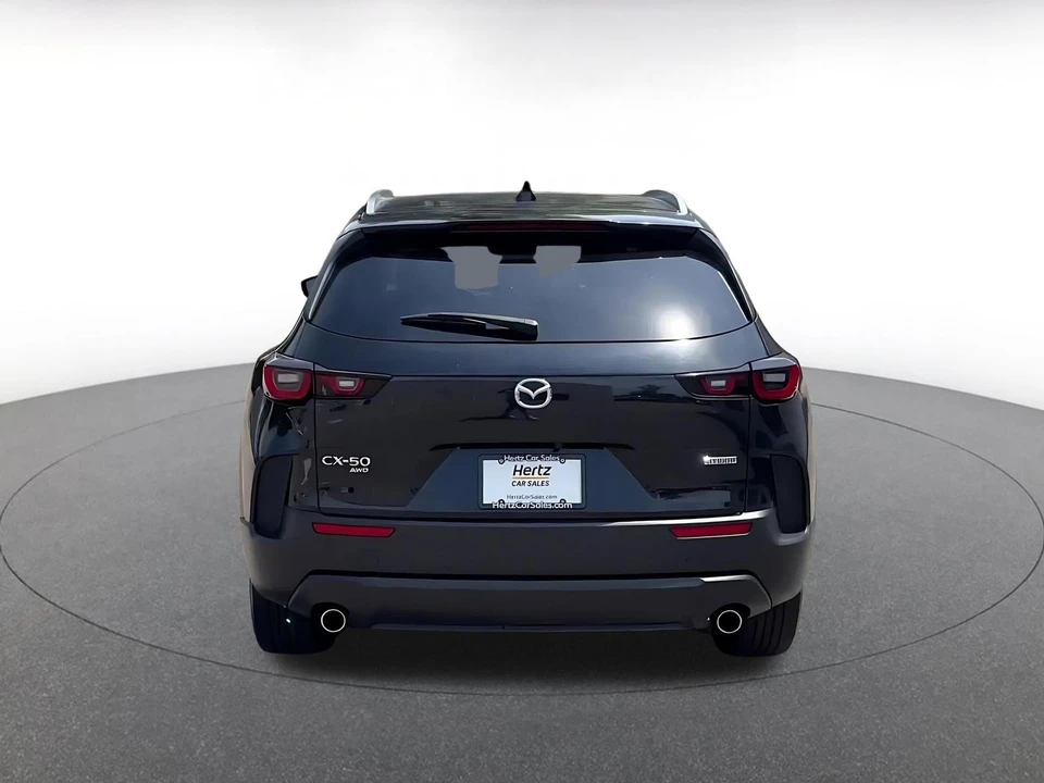 2025 Mazda CX-50 - Image 14 of 31