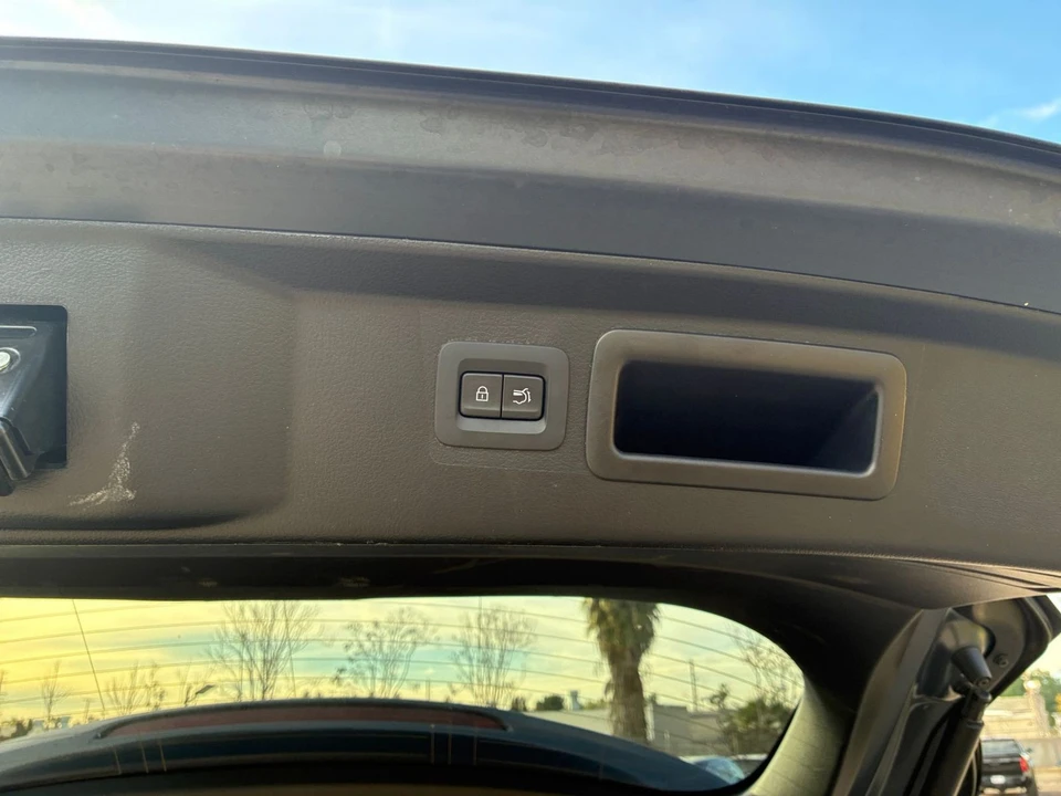 2025 Mazda CX-50 - Image 20 of 31