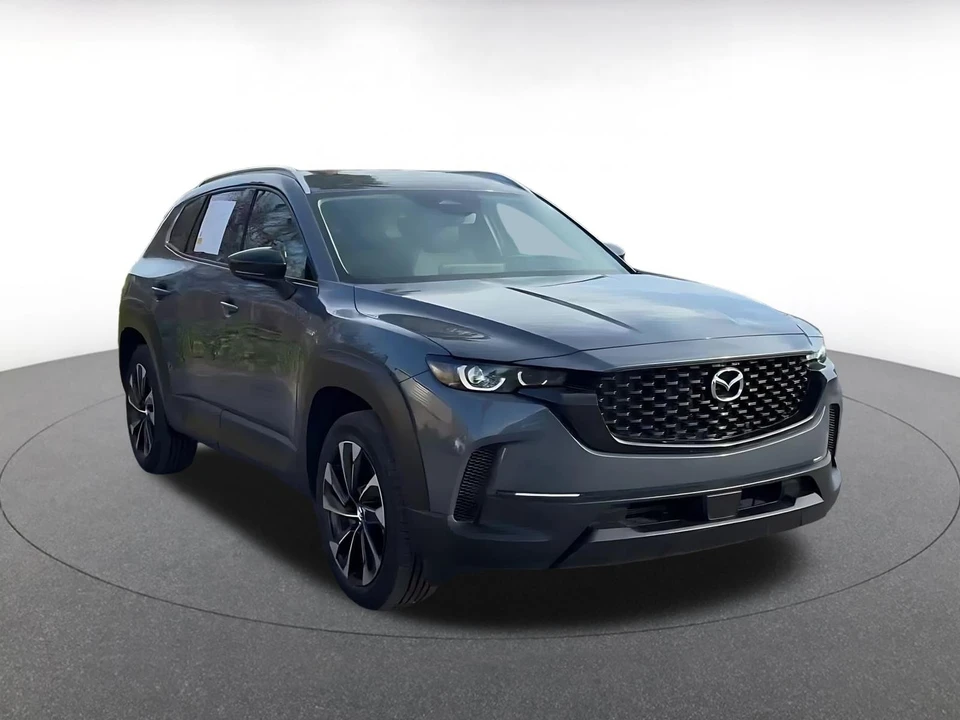 2025 Mazda CX-50 - Image 3 of 31