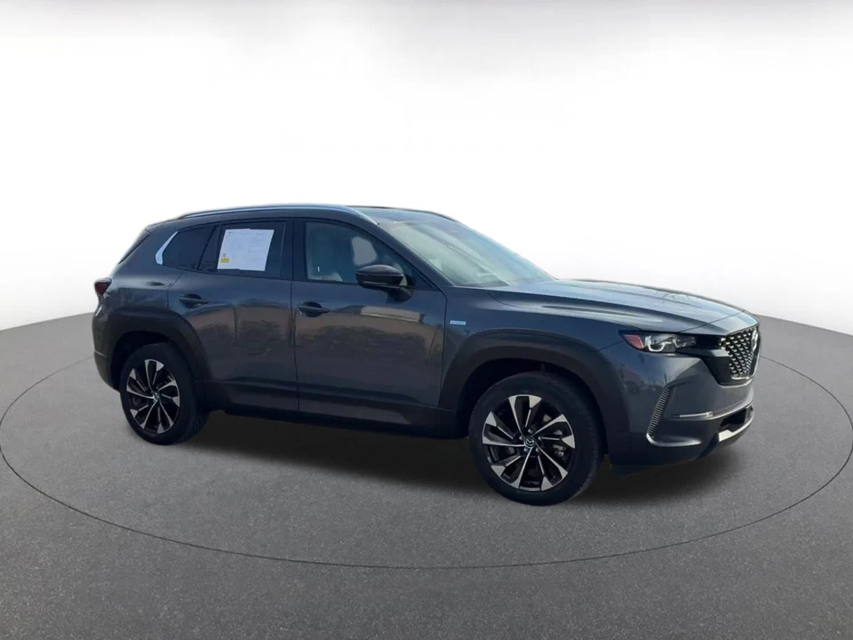 2025 Mazda CX-50 - Image 2 of 31