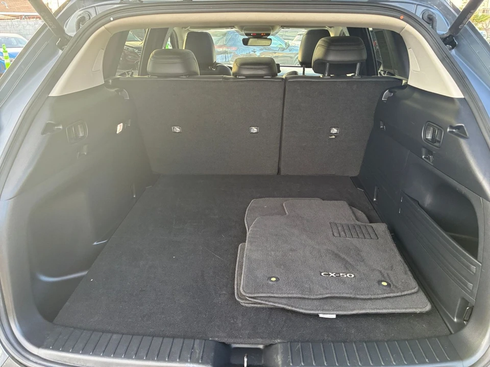 2025 Mazda CX-50 - Image 29 of 31
