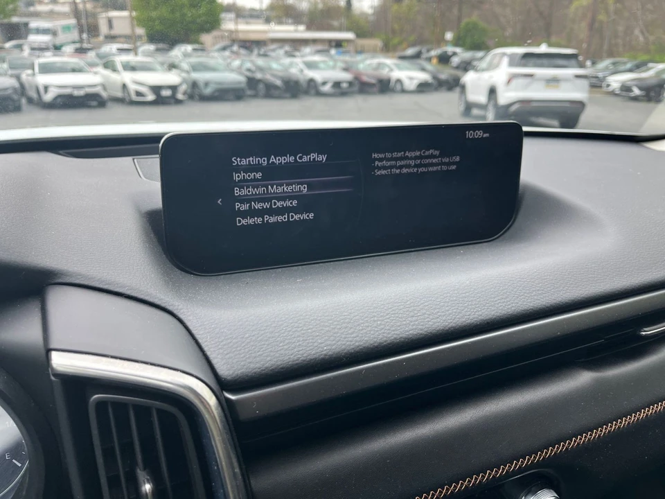 2025 Mazda CX-50 - Image 14 of 31