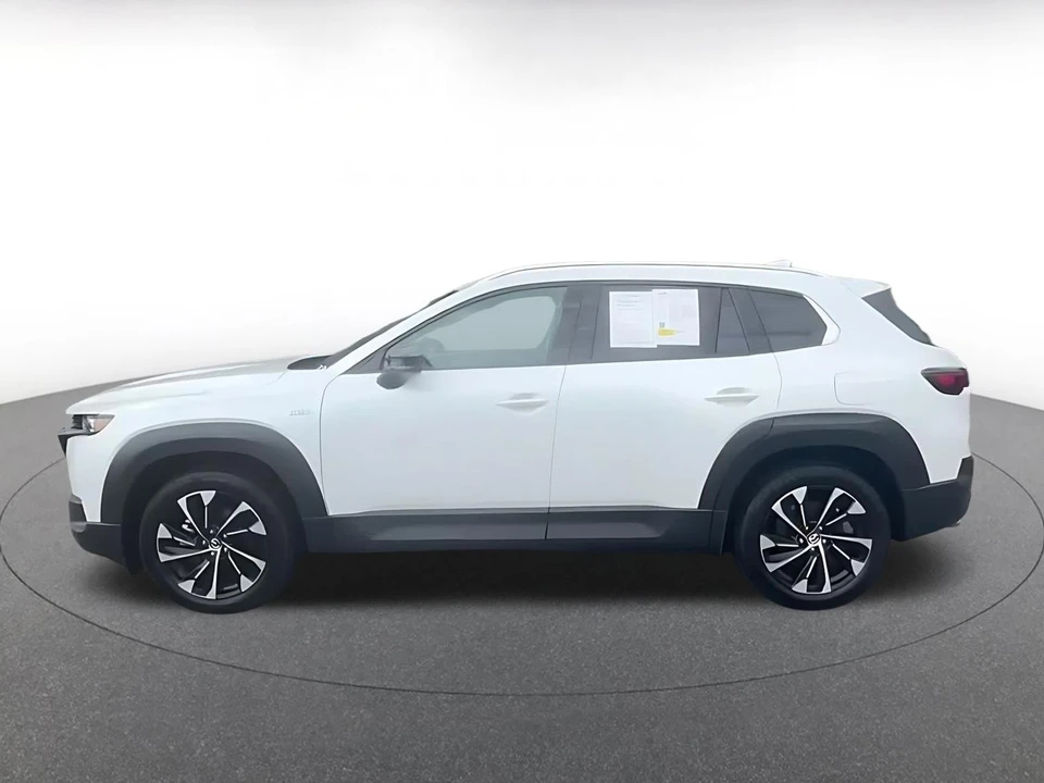 2025 Mazda CX-50 - Image 7 of 31