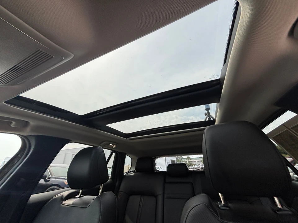 2025 Mazda CX-50 - Image 29 of 31