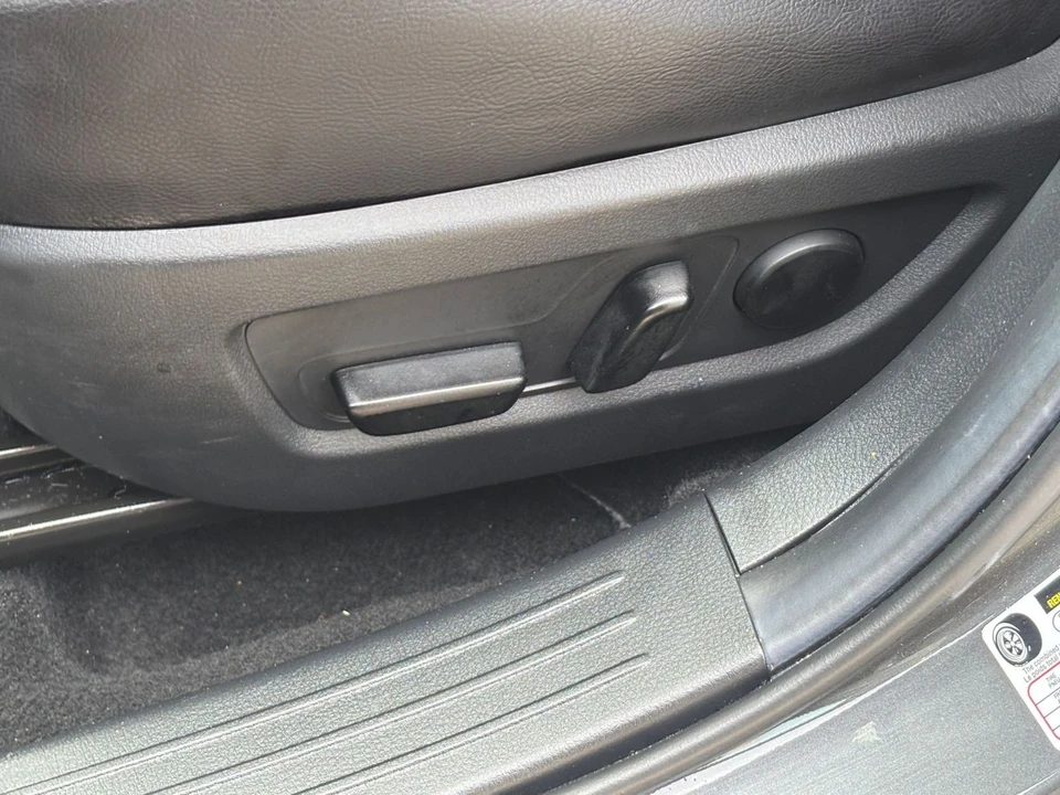 2025 Mazda CX-50 - Image 26 of 31