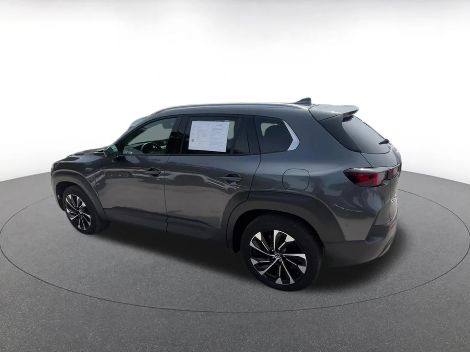 2025 Mazda CX-50 - Image 11 of 31