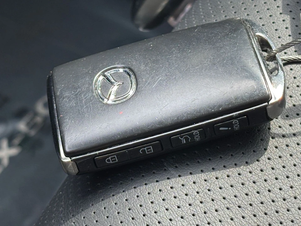 2025 Mazda CX-50 - Image 25 of 31