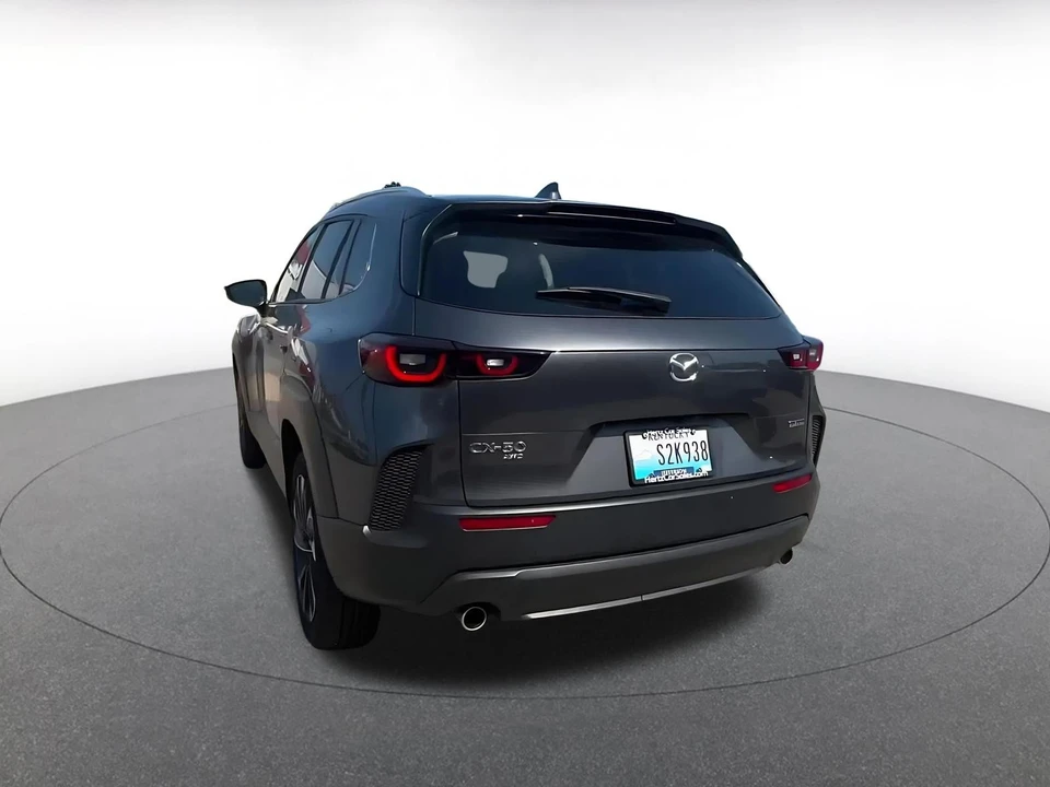 2025 Mazda CX-50 - Image 13 of 31