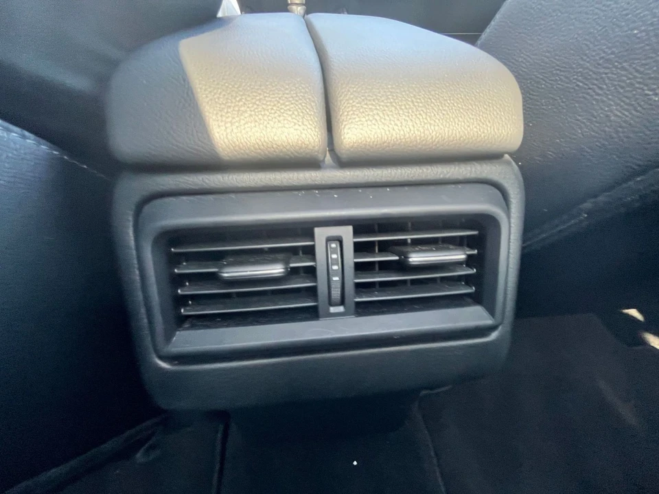2025 Mazda CX-50 - Image 26 of 31