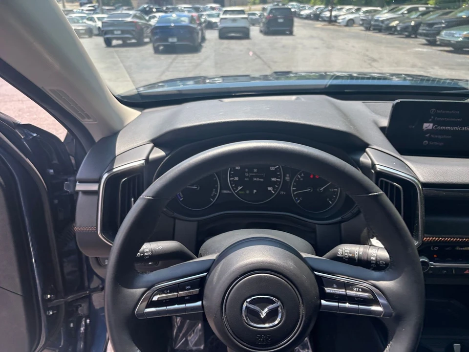 2025 Mazda CX-50 - Image 28 of 31