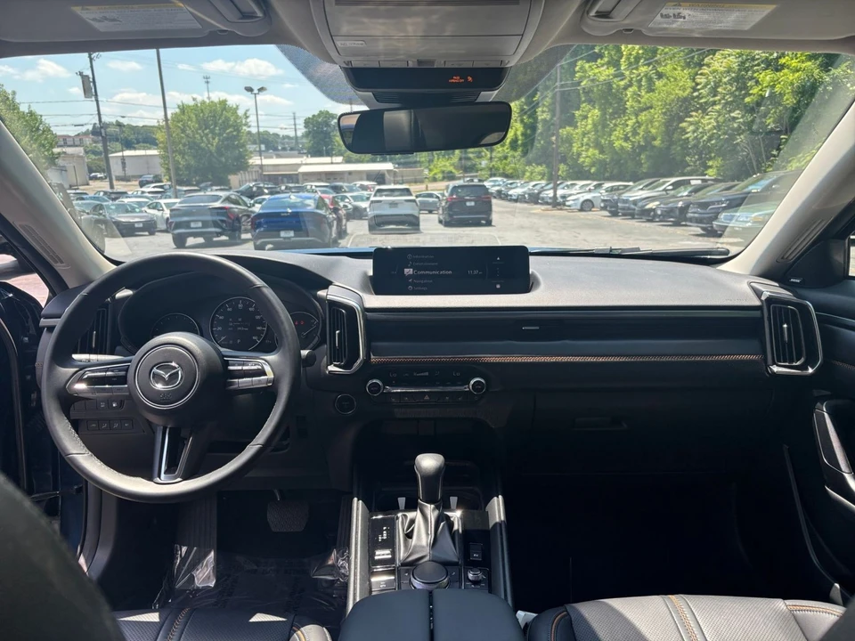 2025 Mazda CX-50 - Image 27 of 31