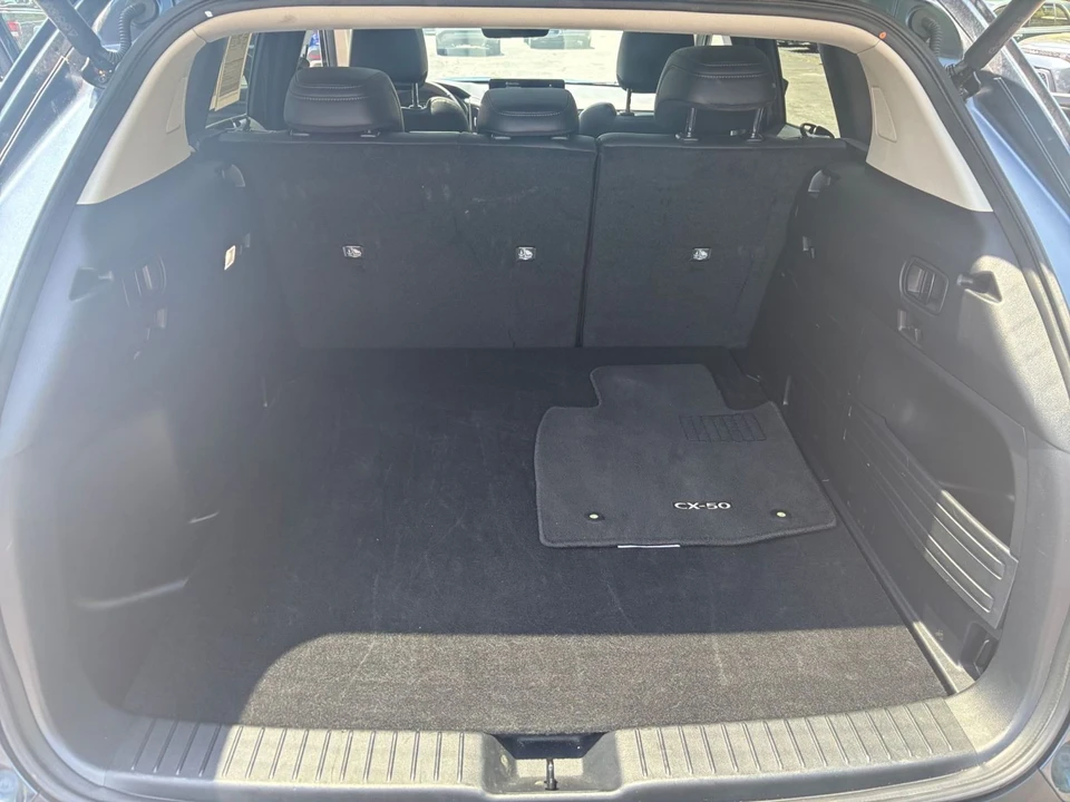 2025 Mazda CX-50 - Image 25 of 31
