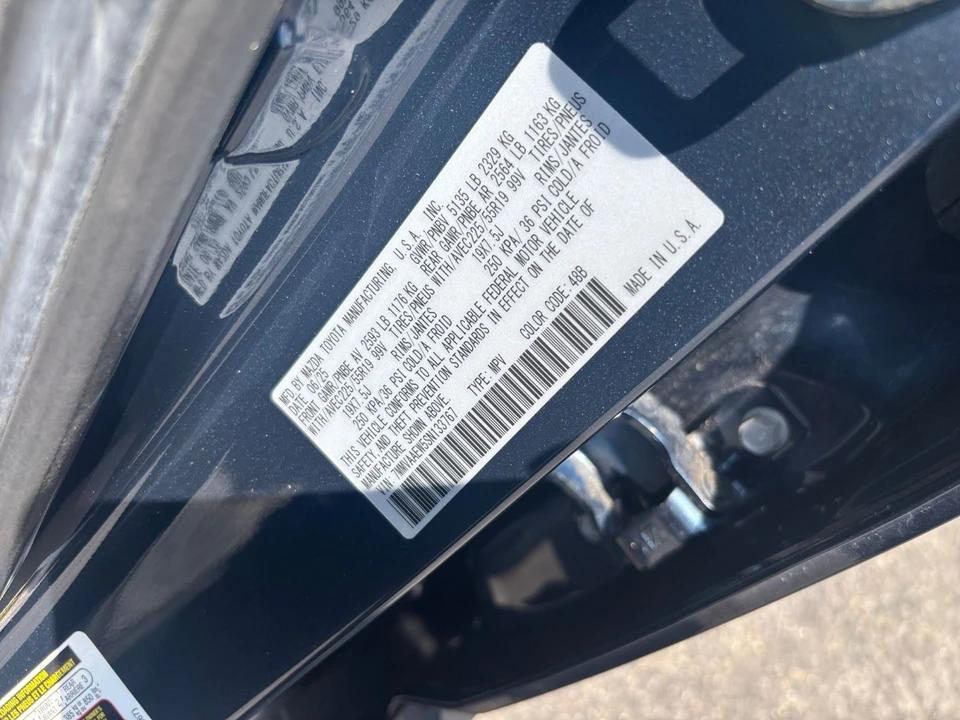 2025 Mazda CX-50 - Image 23 of 31