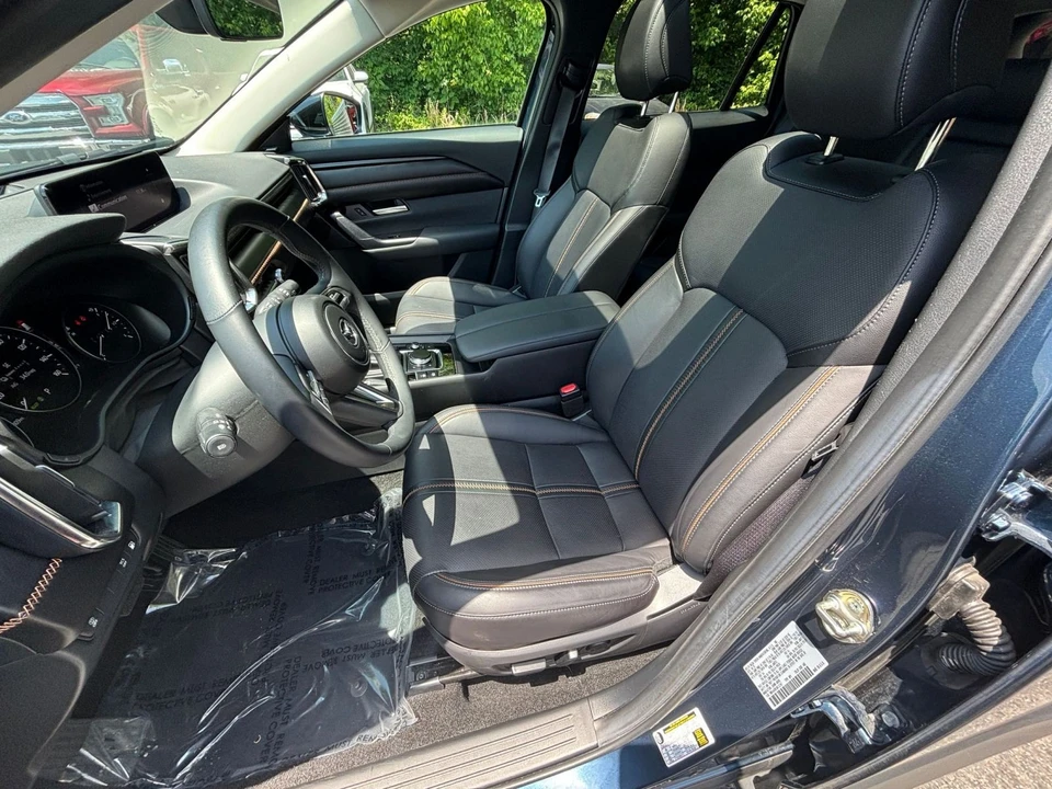 2025 Mazda CX-50 - Image 30 of 31