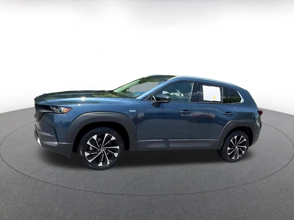2025 Mazda CX-50 - Image 7 of 31