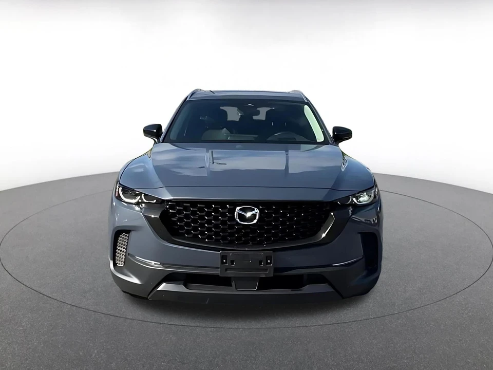 2025 Mazda CX-50 - Image 4 of 31
