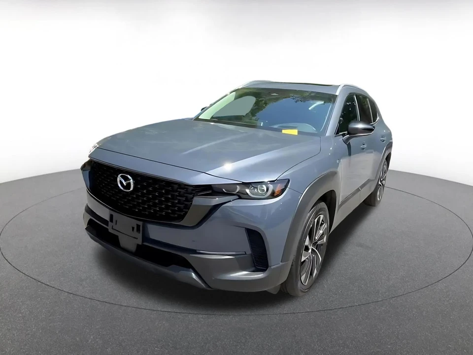 2025 Mazda CX-50 - Image 5 of 31