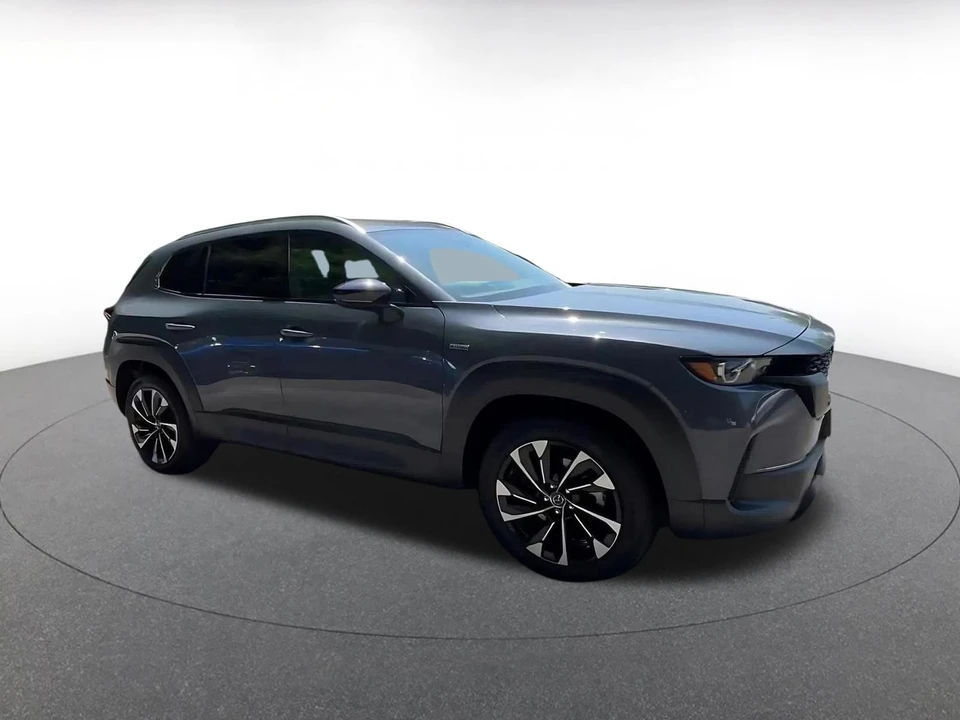 2025 Mazda CX-50 - Image 2 of 31