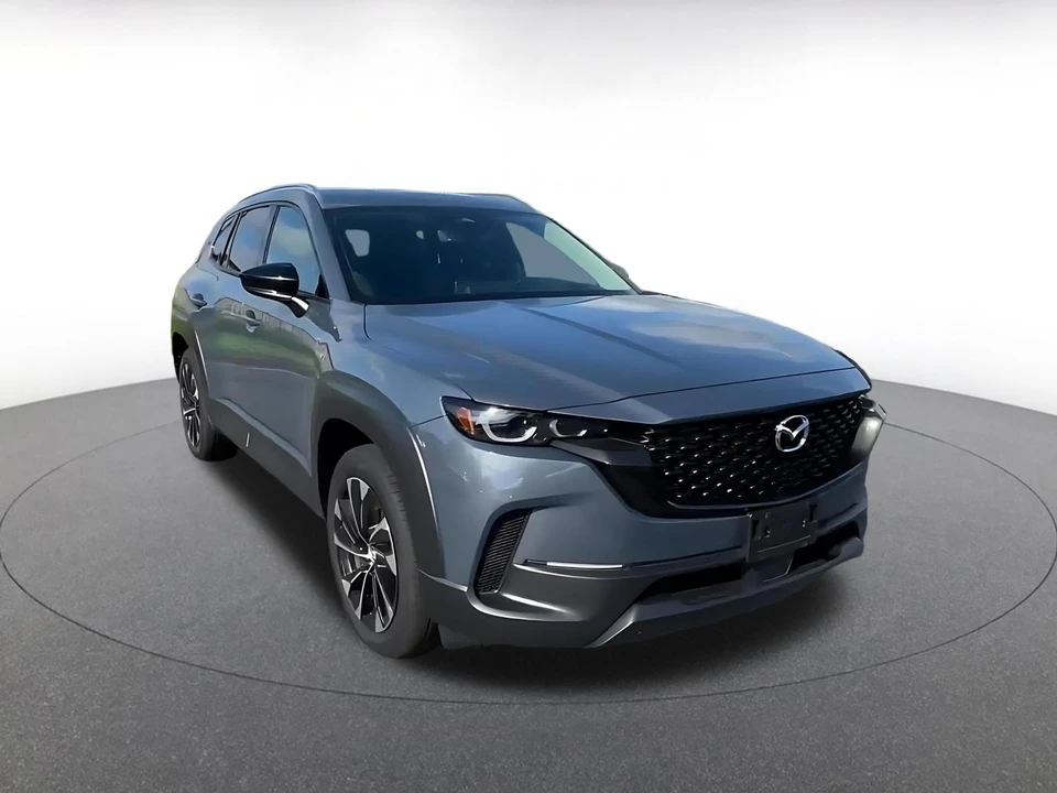 2025 Mazda CX-50 - Image 3 of 31