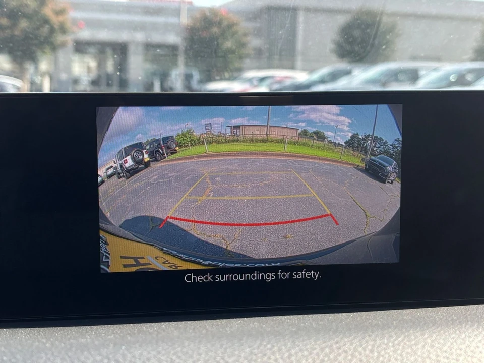 2025 Mazda CX-50 - Image 27 of 31